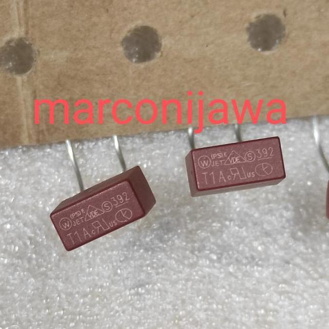 Fuse 1A 250V kotak