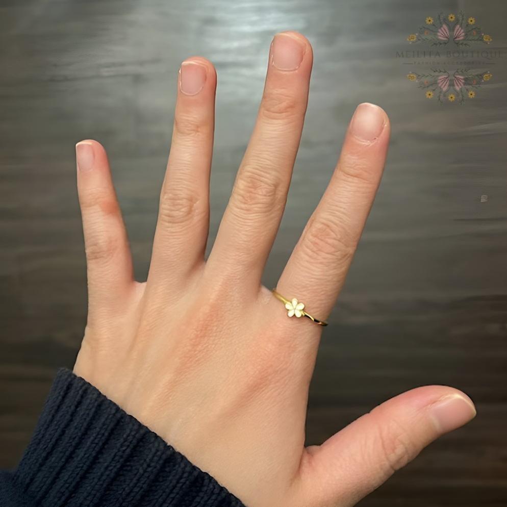 Best Seller Cincin Wanita Titanium Motif Bunga Cincin Tipis Simple Elegan Korea Kekinian