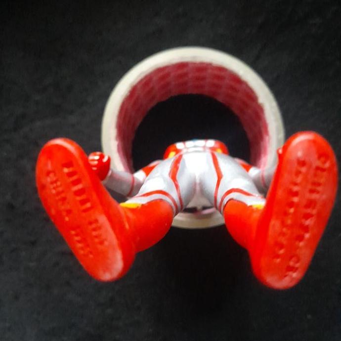 New  UHS Ultra Hero Series 16 Cm Ultraman Mebius by Bandai 2009