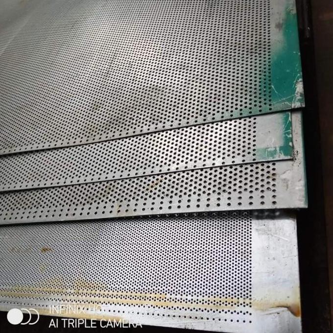 plat lubang 304 1mm lubang 1mm 250 x 400mm