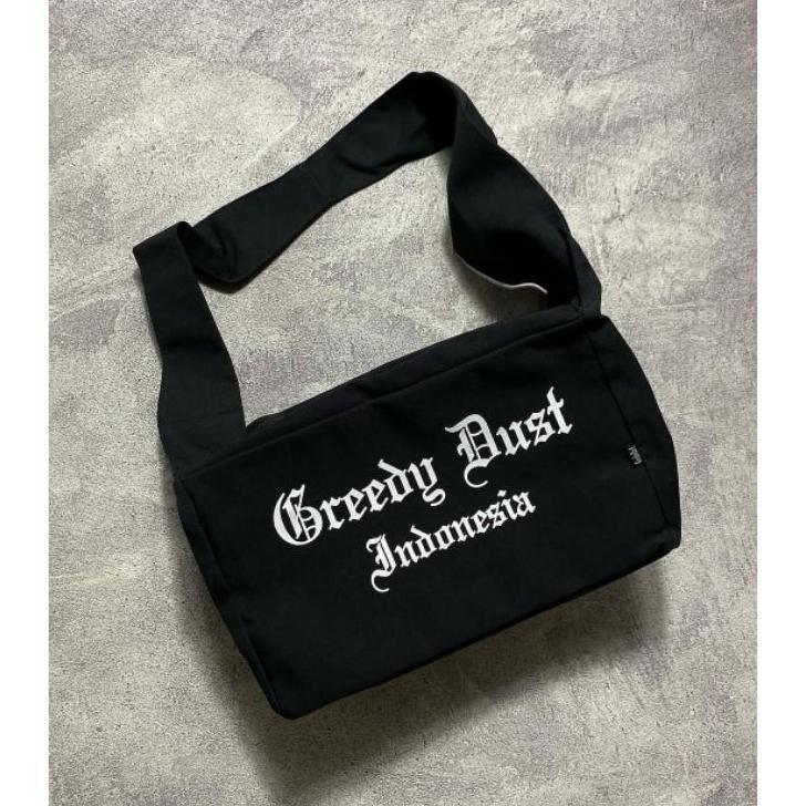 (Ready Stock) Greedy Dust Indonesia - Sling Totebag Black