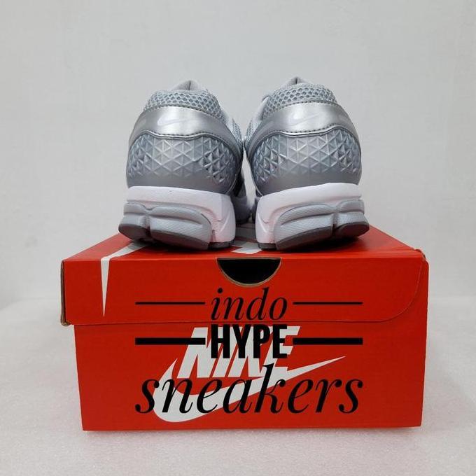 Nike Zoom Vomero 5 Cool Grey