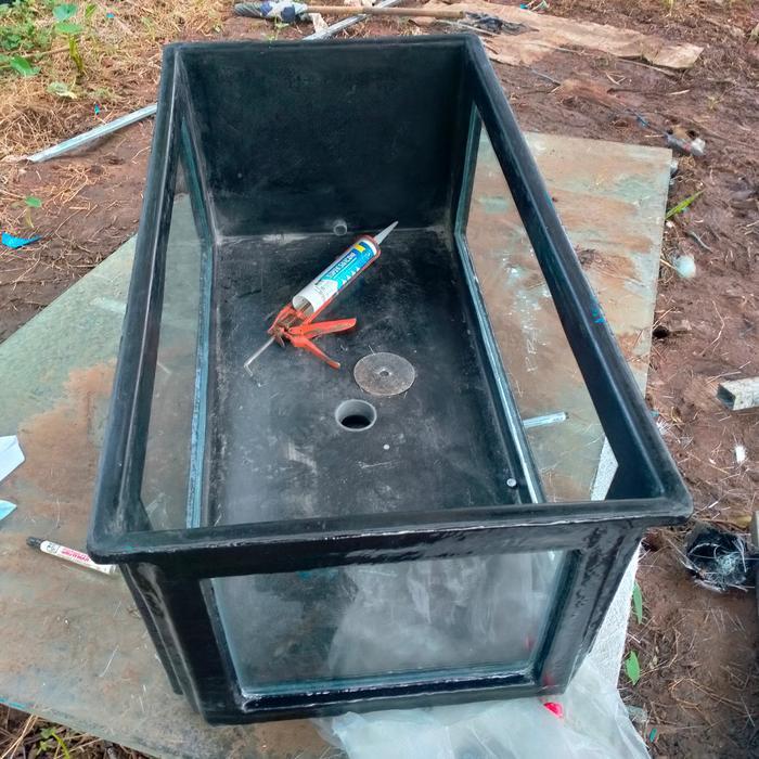 kolam ikan dari fiber 3 sudut kaca