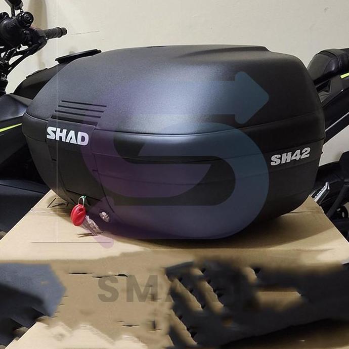 Top Box Belakang Motor Shad 42 Orinal Universal semua motor
