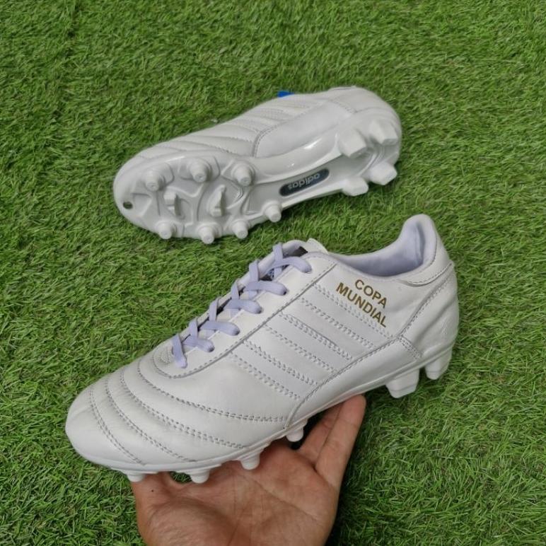 BIG SALE Sepatu bola kulit sol jahit / sepatu sepakbola jahit