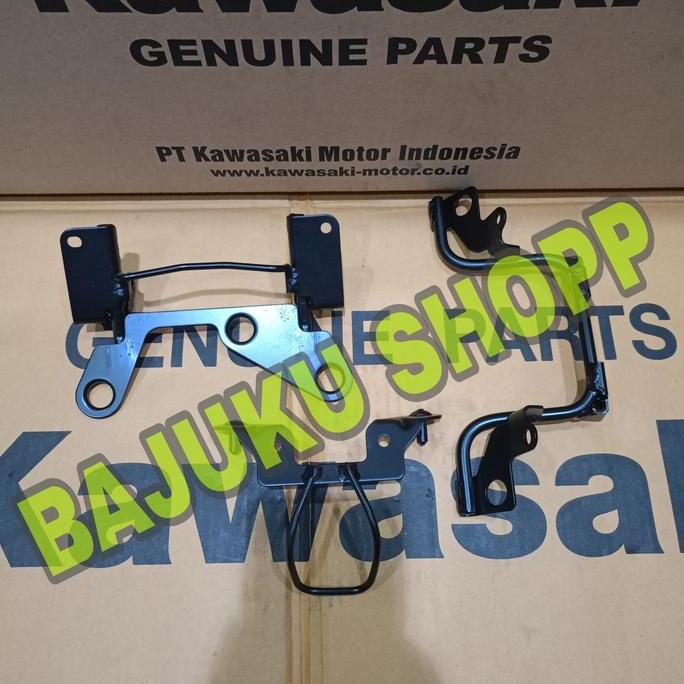 TERLARIS BRAKET HEADLAMP KAWASAKI Z800 ORINAL, READY STOCK