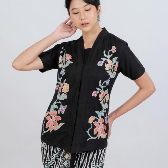 Kebaya Batik Encim Malia Lengan Pendek Meradelima Katun Hitam