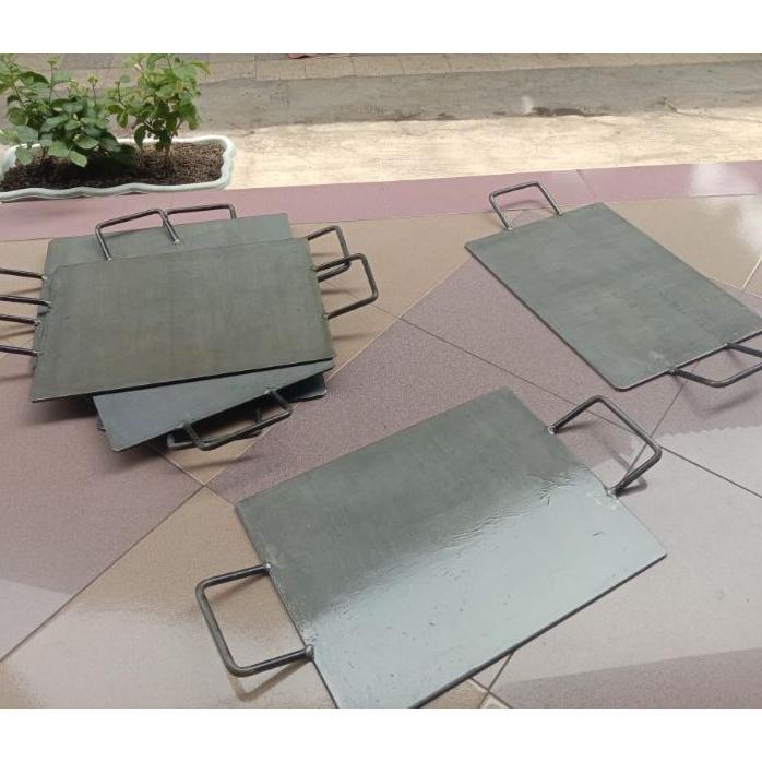 Panggangan/Bakaran/Wajan Roti Bakar Tebal 4Mm Ukuran 30 X 40 Cm