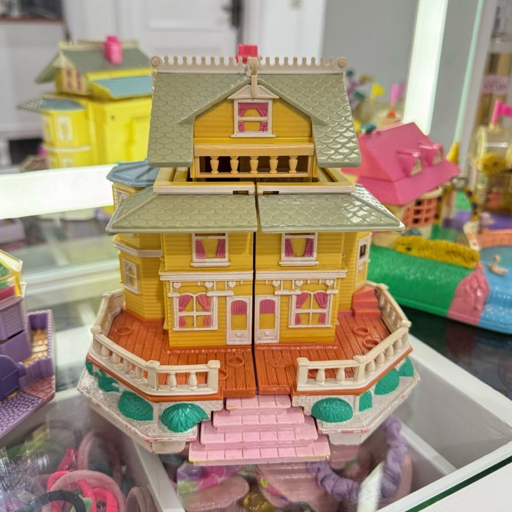 Discount Polly Pocket Blue Bird Clubhouse Pollyville 1995 Polly Pocket Club House Polly Pocket