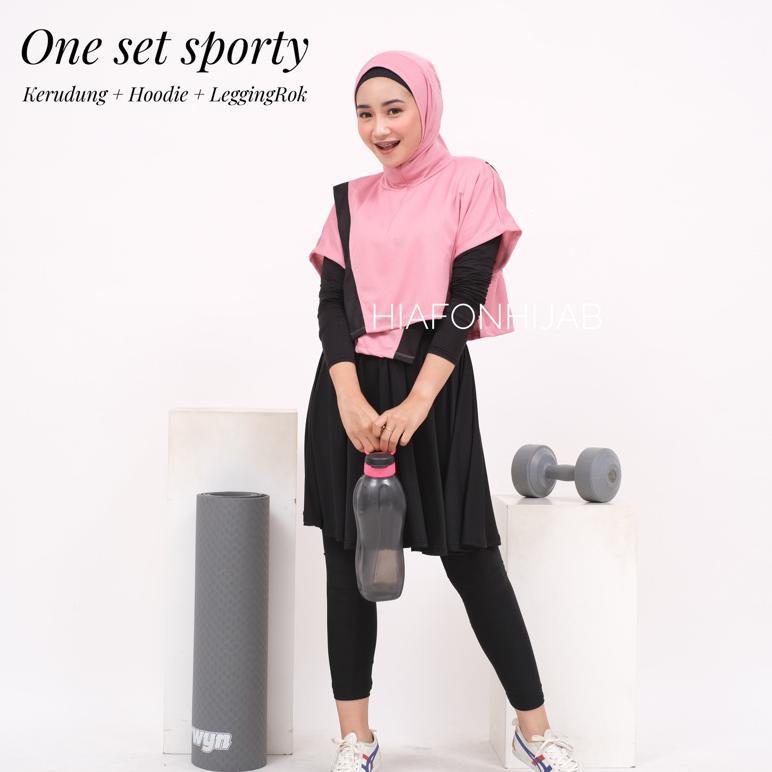 Premium One Set Baju Olahraga (Kerudung Hoodie Leggingrok) One Set Sporty Baju Olahraga (Belum Manse