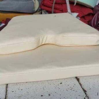 kursi bantal halfmoon meditasi full latex