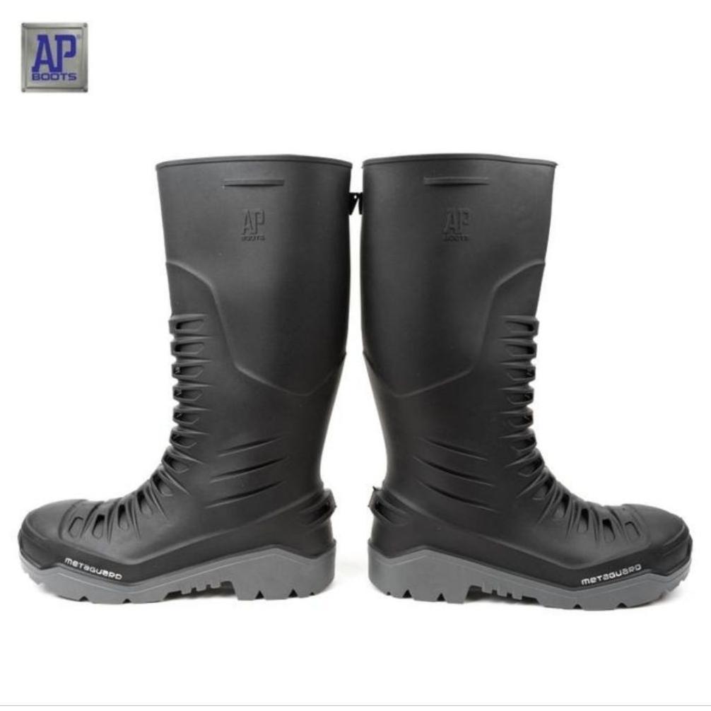 Sepatu boot Safety Ap Metaguard produk Original Ap Boots ada besi diujung sepatu