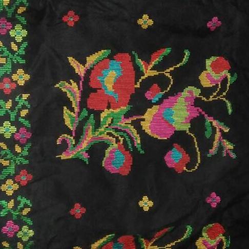 Kain Sutra Meteran Lagosi ( Khas Bugis )