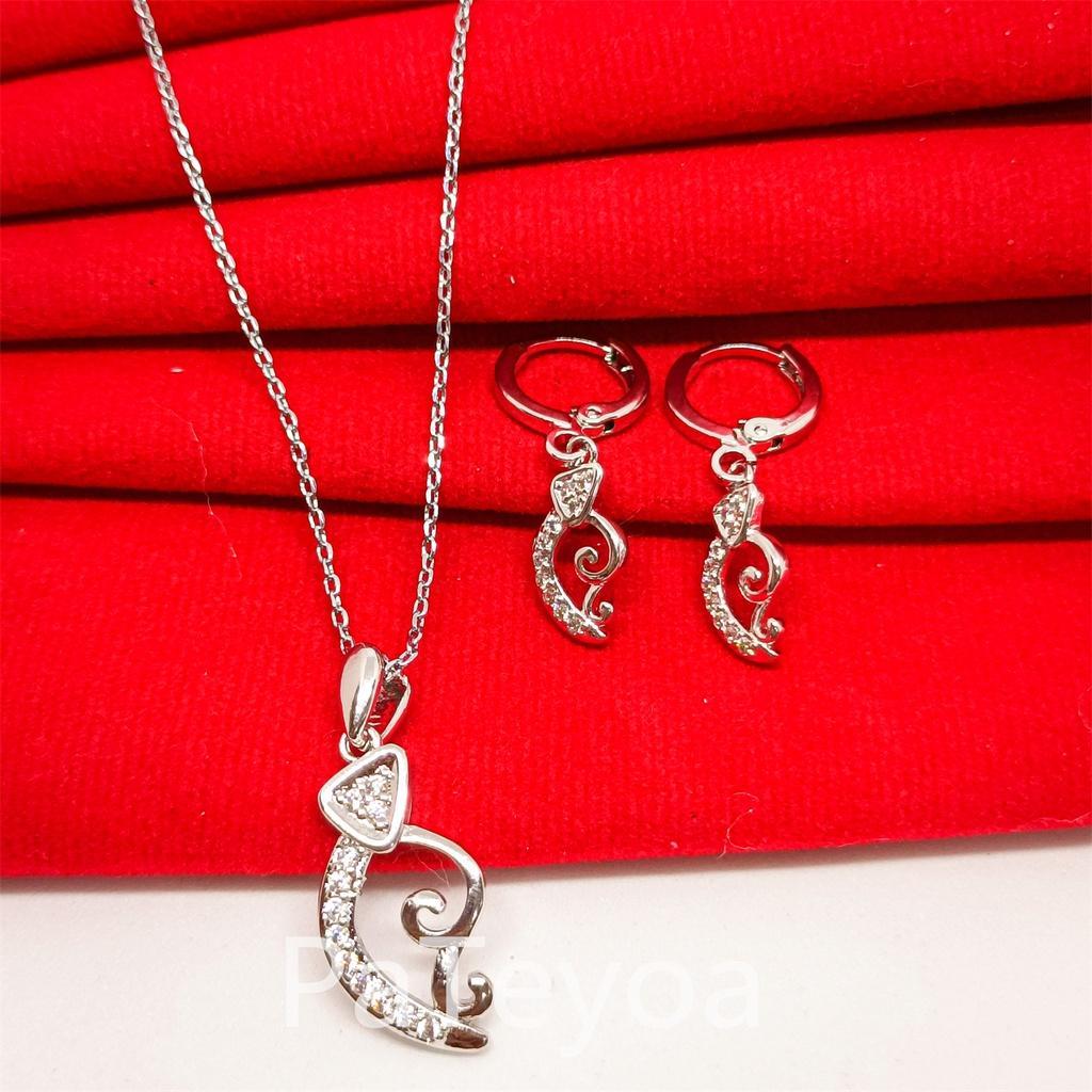 Aksesoris Wanita Satu Set Perhiasan Kalung+Anting Emas Perhiasan Titanium Aksesoris Fashion Perak