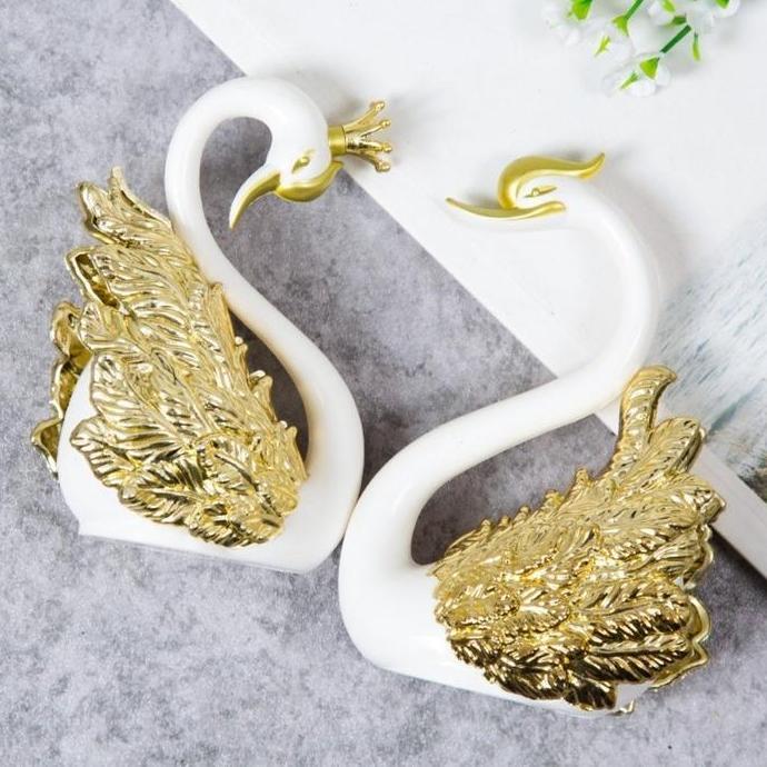 Festa- Sepasang Angsa Gold /Pajangan Sepasang Angsa/Dekorasi Angsa Emas/Interior Emas Dan Perak Pern