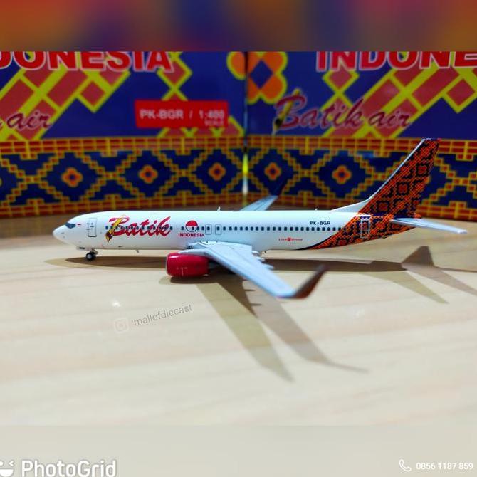 Batik Air Boeing 737-800 PK-BGR Panda Model 1:400