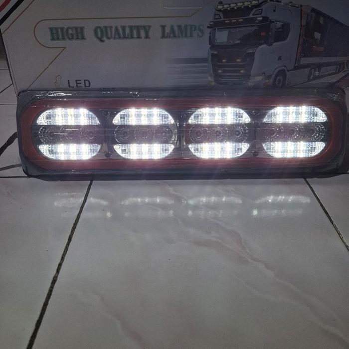 1 PASANG LAMPU STOPLAMP TRUK 4 KOTAK  12VOLT DAN 24VOLT DENGAN PANJANG 47CM X 13CM UNTUK KENDARAAN T