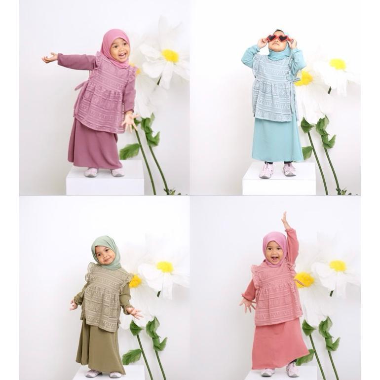 ORIGINAL LITTLE SHAHIA - GAMIS ANAK PUTIH CRINKLE KOMBINASI BROKLAT USIA 1-10 TAHUN