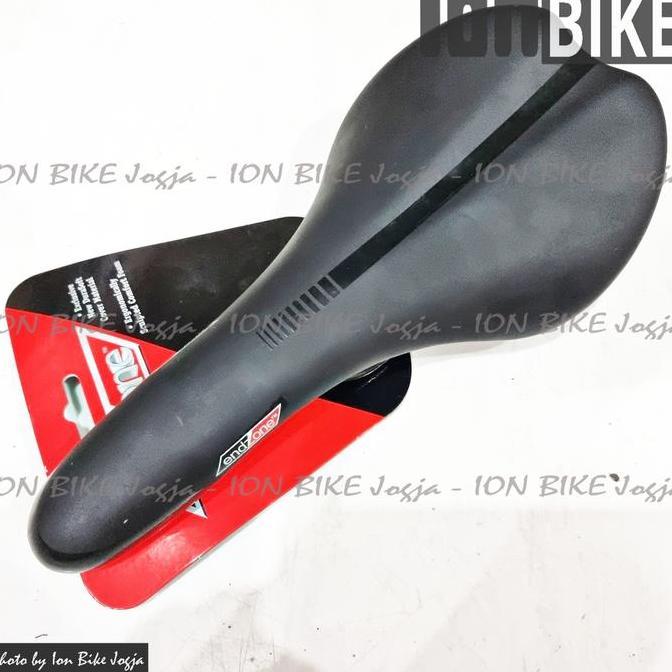 Sadel Endzone 1623 Race Gel For Roadbike Pabrikan Velo VL1623 Ringan
