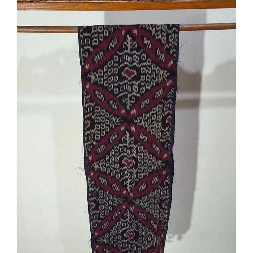 Selendang Tenun/Tenun Ikat Sumba/Syal Tenun Ikat Etnik