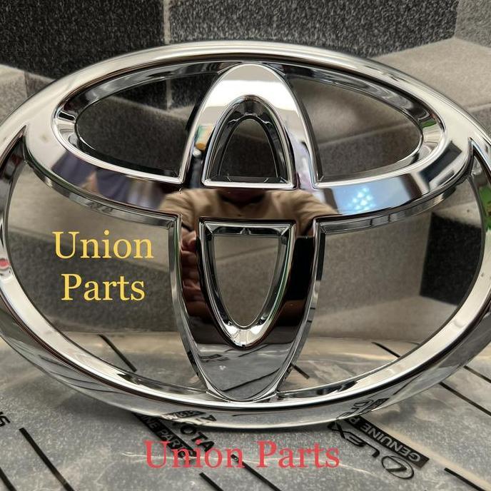 jaytokosip- Emblem Logo depan Toyota Fortuner Vrz logo Toyota Grill Fortuner Vrz Diskon