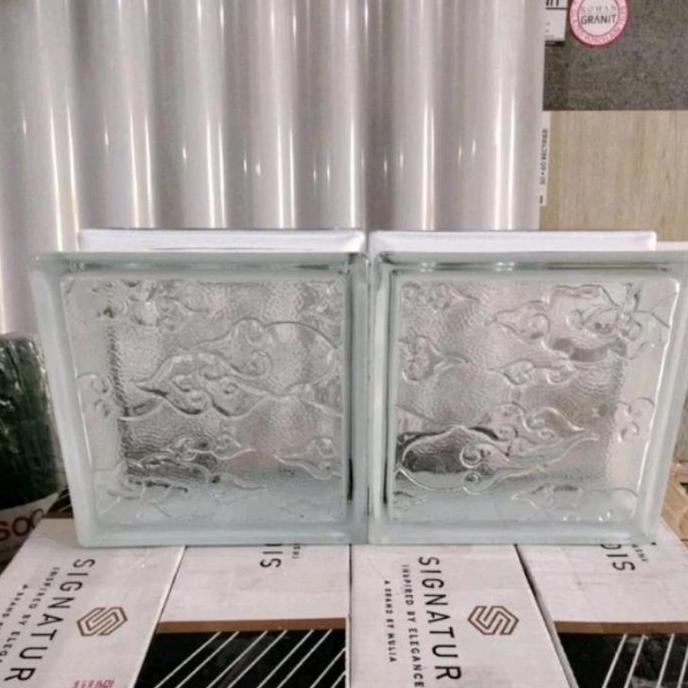 glass block batik mulia Mega mendung 20x20x10cm