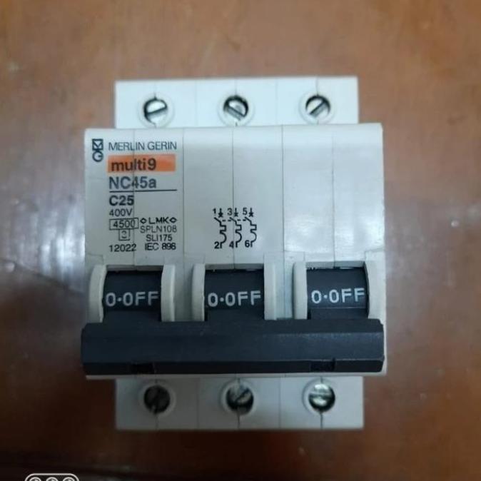 MCB MERLIN GERIN 3P 25A/32A ORIGINAL