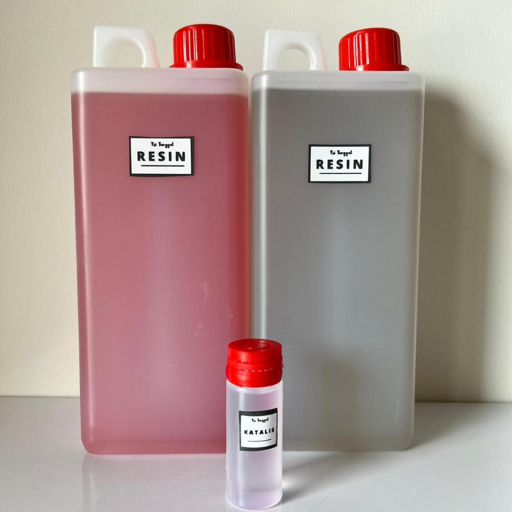 POLYESTER RECINE RESIN 1000 ML 1 LITER + 20 ML KATALIS GRP GLASS REINFORCED PLASTIC CATALYST CATALIS