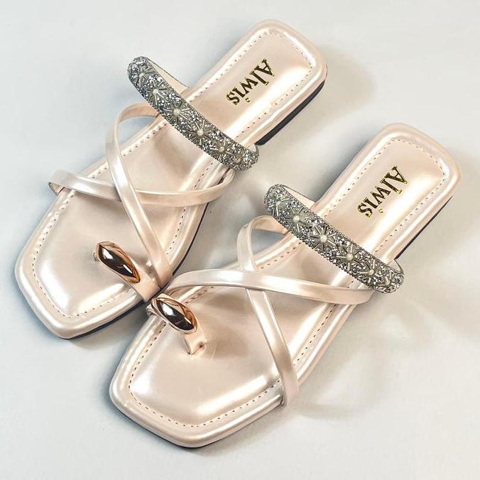Scarpe- Alwisshoes - Adele Sandal Nita Jepit Kekinian Karet Non Slip Sendal Flat Cewek Elegan N Styl