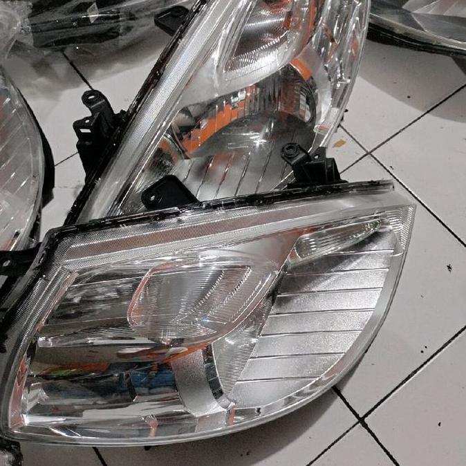 Headlamp Headlht Lampu Depan Nissan Latio Orinal
