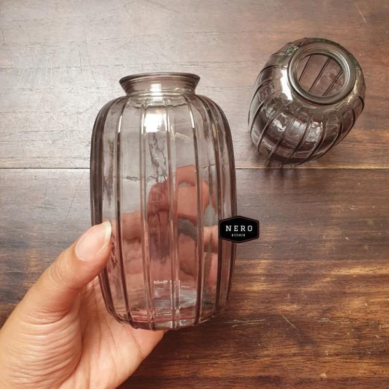 Vas Mini Hitam / Vas Kaca / Vas Aesthetic / Aesthetic Vas / Glass Vas / Vas Bunga / Nordic Vas / Flo