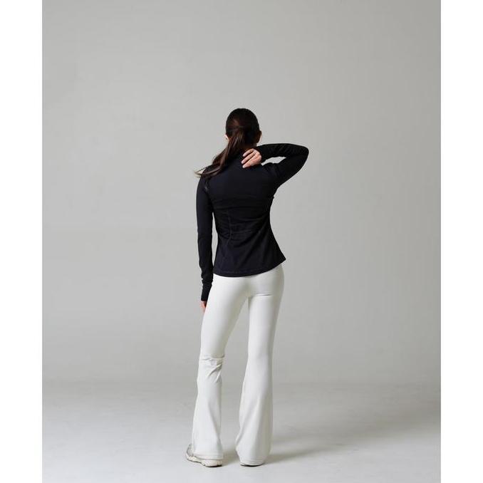 Acc- Iris Jacket By Laurelton | Jaket Olahraga