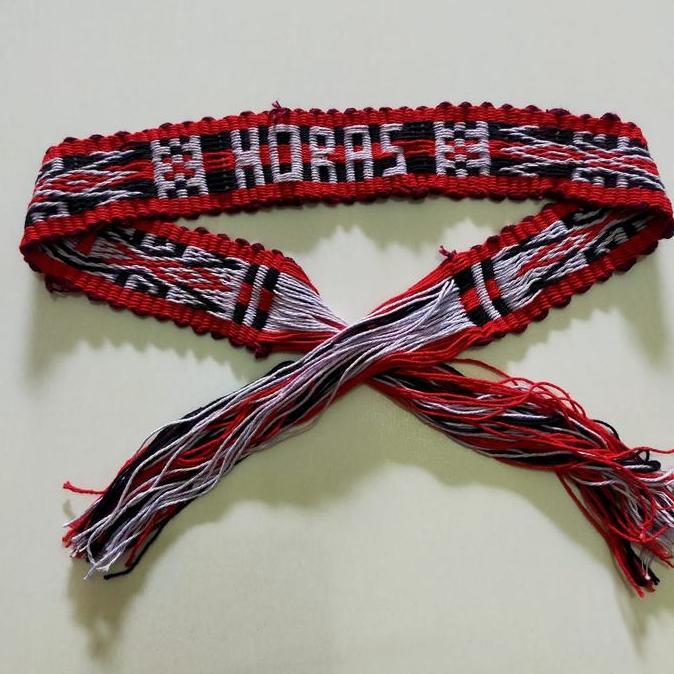Welnew- Sortali Ikat Kepala - Ikat Kepala Rajut Khas Batak - Gorga Horas