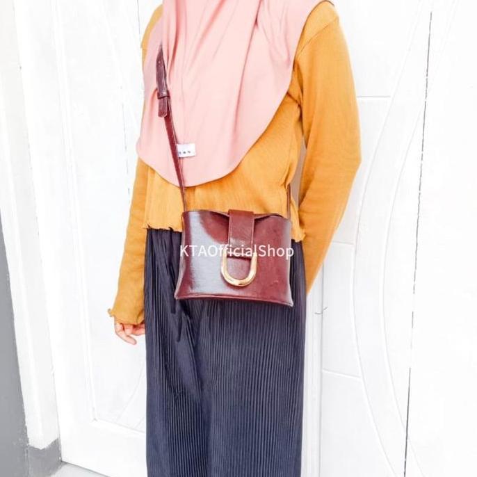 DV313 - Tas Selempang Wanita Anora Mini Bag - Model Terendy - Bahan Sintetis Premium