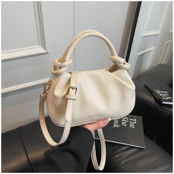 Tas Premium OUPAER Selempang Wanita 4004 (Free Paperbag) Slingbag