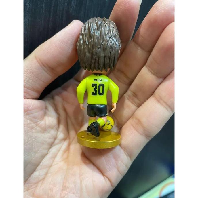 Ready Miniatur Figure  / Football Soccer Figurine Figurin Messi Lewandowski  Ronaldinho Gundogan Ped