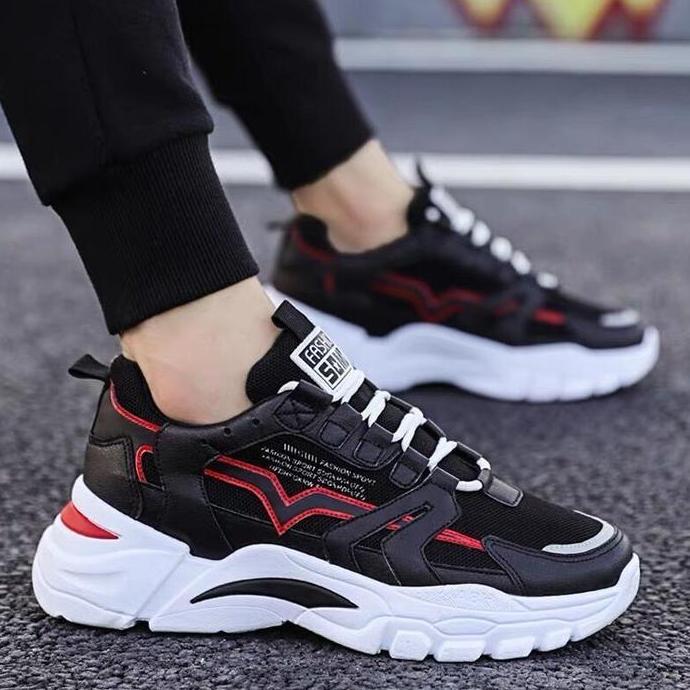 PANARYBODY Sepatu Sneakers Pria Hitam Putih Nyaman Ringan Sepatu Cowok Shoes Kasual Sepatu Pria Modi