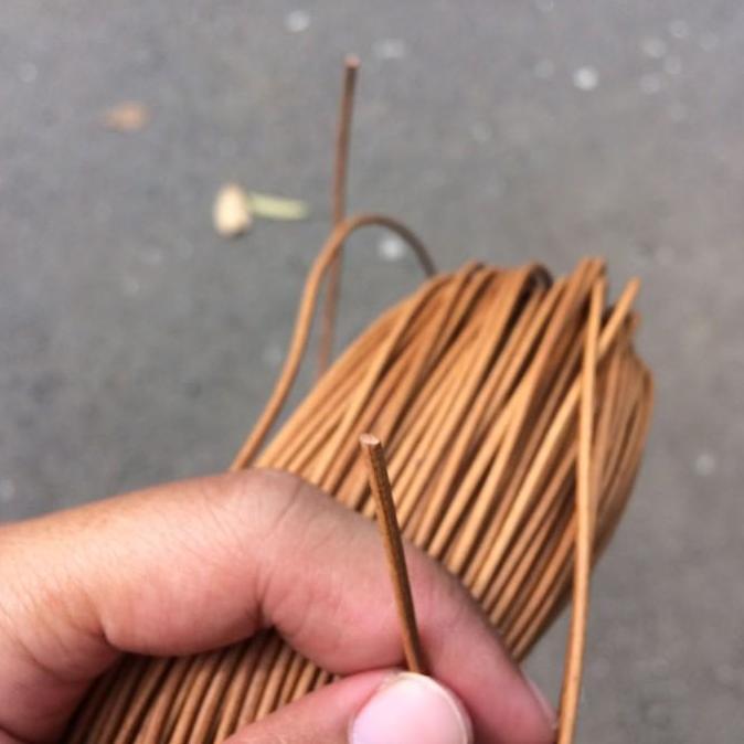 Tali Kulit Sapi Bulat Diameter 2mm Panjang 5m Untuk Membuat Perhiasan