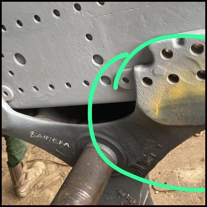 TERLARIS BOLT MEJA BUGI , BAUT MEJA BUGI HINO 500 ASLI 