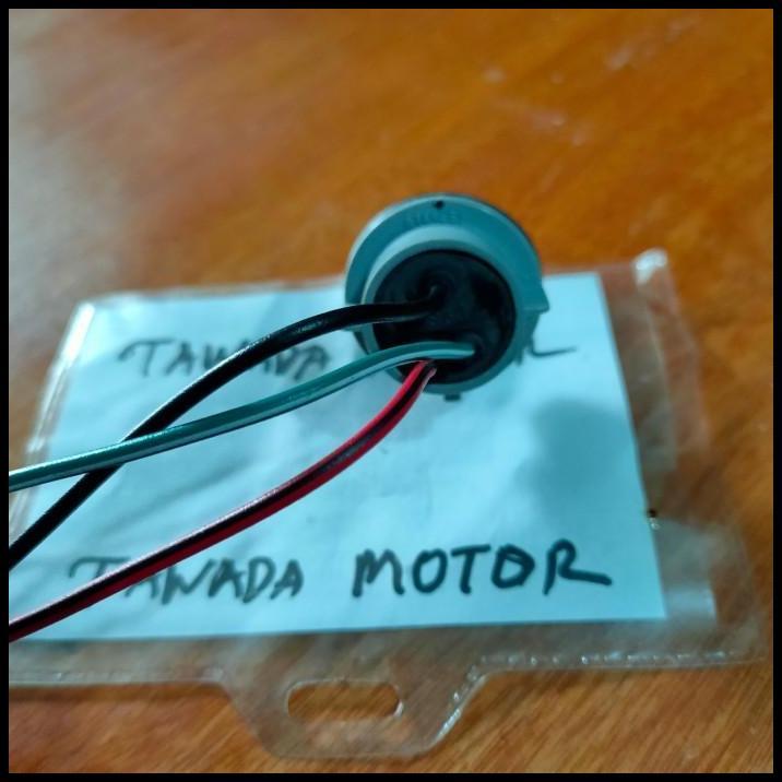 BEST DEAL SOKET FITTING LAMPU REM BELAKANG HONDA CRV GEN.1 GEN.2 GEN.3 