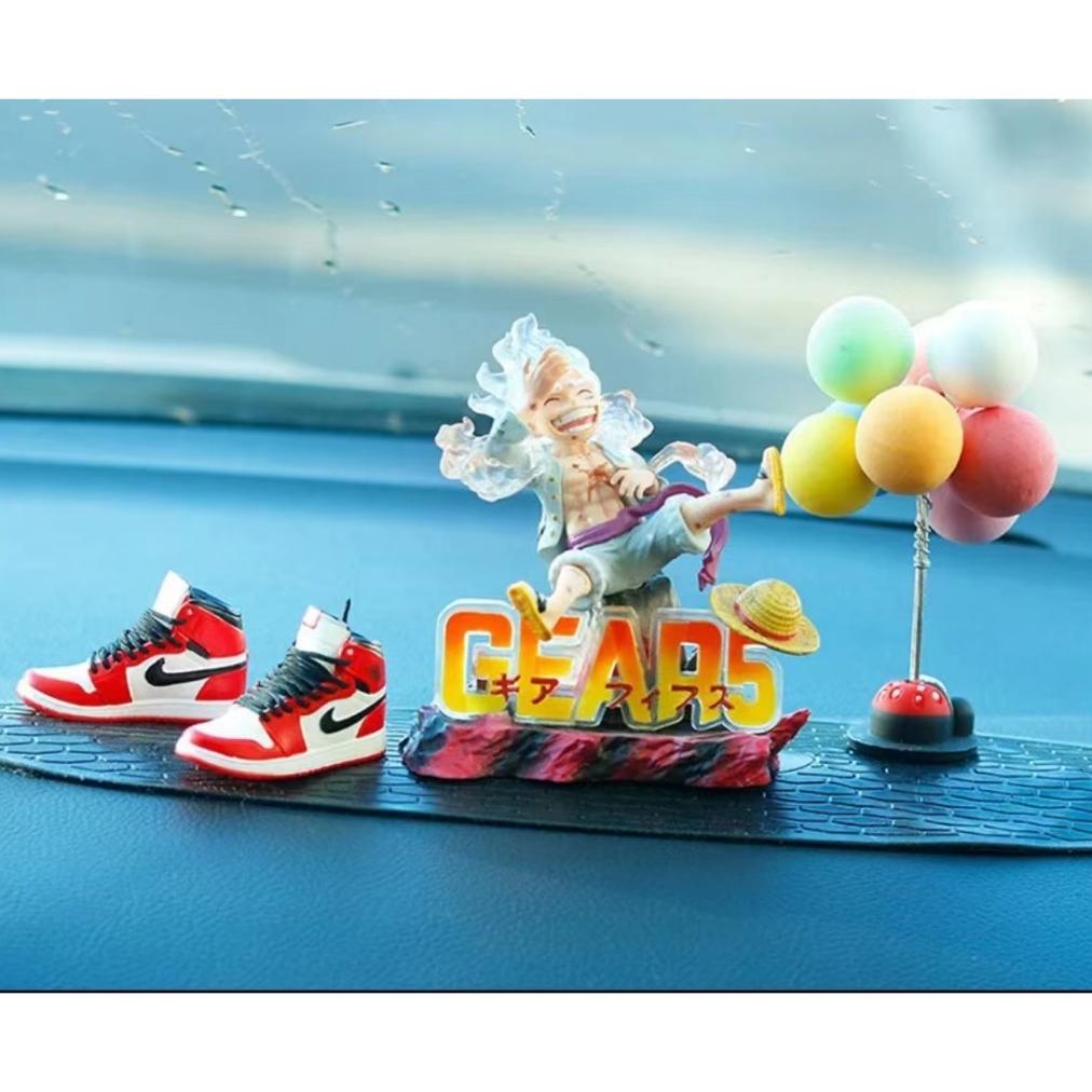 Diskont Pajangan Dashboard Mobil Motif One Piece / Aksesoris Dashboard Mobil One Piece / Untuk Pajan