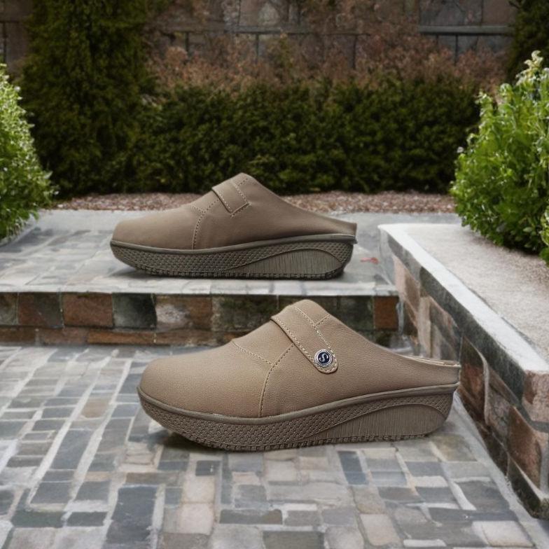 NEW DEALS sepatu bustong wanita terbaru//sepatu tutong wanita//sepatu cibaduyut