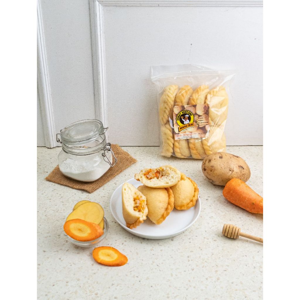 Panada isi Ayam Wortel Kentang