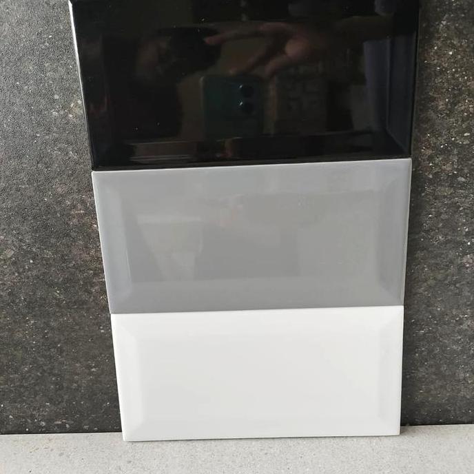Antimateri- Bevel Keramik 10X20 Subway Mulia