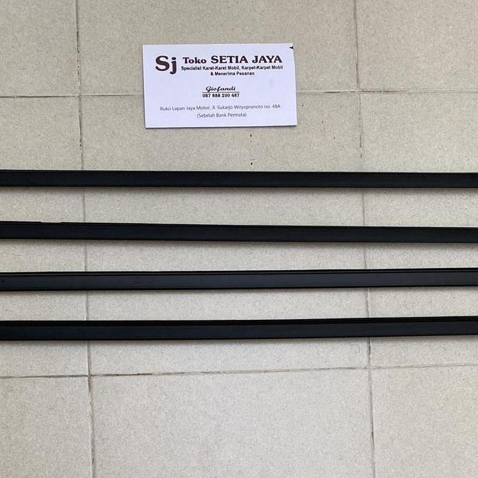 KARET PINTU MOBIL PELIPIT KACA LUAR ISUZU PANTHER KAPSUL / TOURING 4 PINTU KUALITAS TERJAMIN