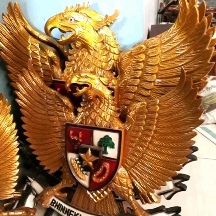 Pajangan Burung Garuda Pancasila