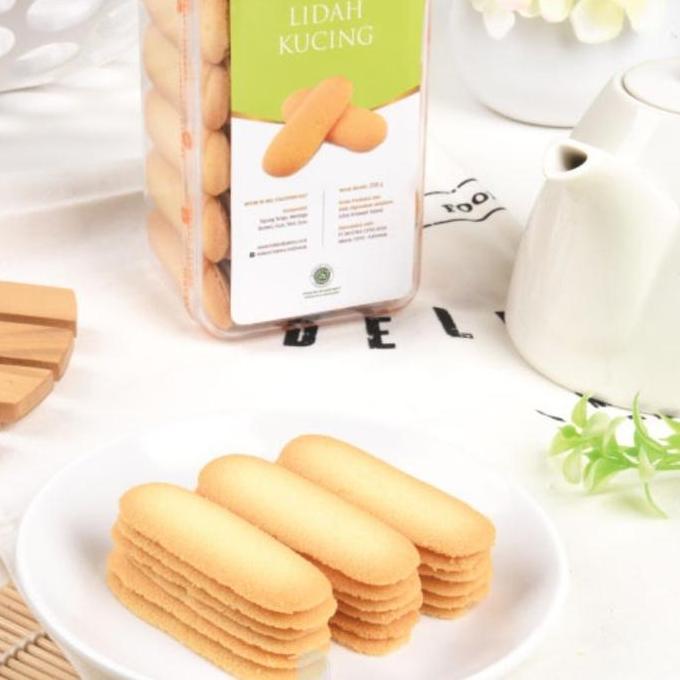 Lidah kucing toples segi 4 Holland Bakery VS