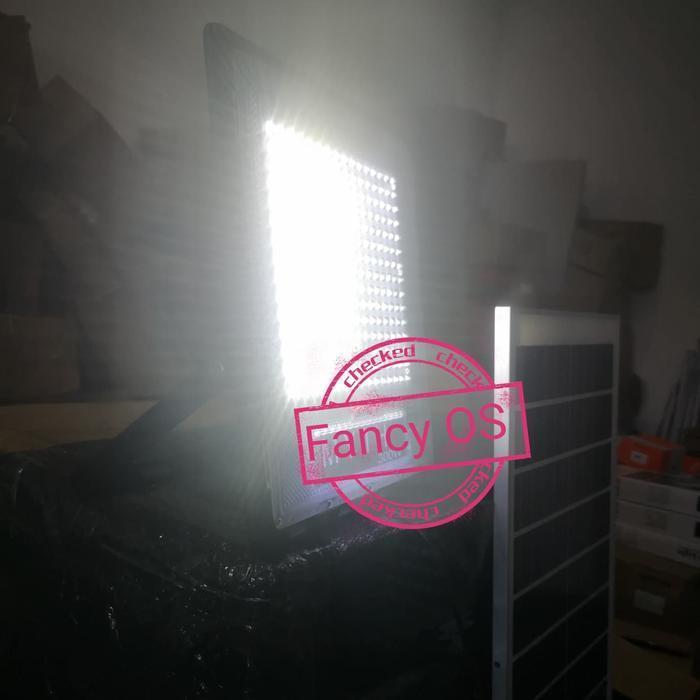 Lampu sorot solar cell panel tenaga surya LED 300w 300watt komplit set