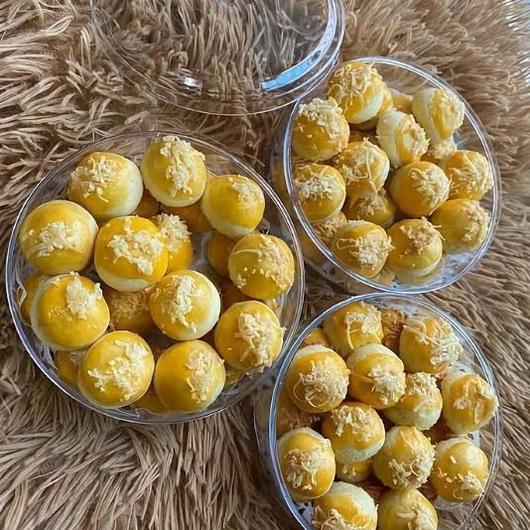 SOLINA TOPLES KUE KERING CORNELIUS NASTAR BULAT PLASTIK CORNELIUS TOPLES CORNELIUS 250 GRAM MURAH