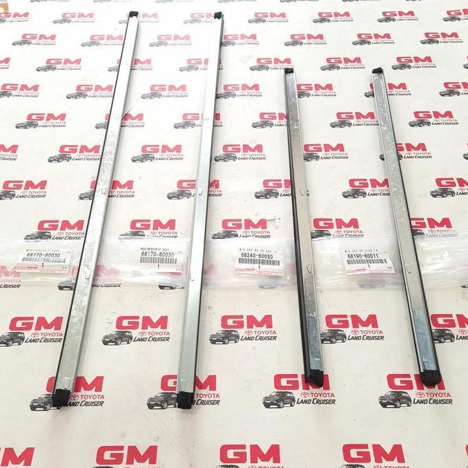 Pelipit Dalam Vx80 Land Cruiser Bludru Orisinil